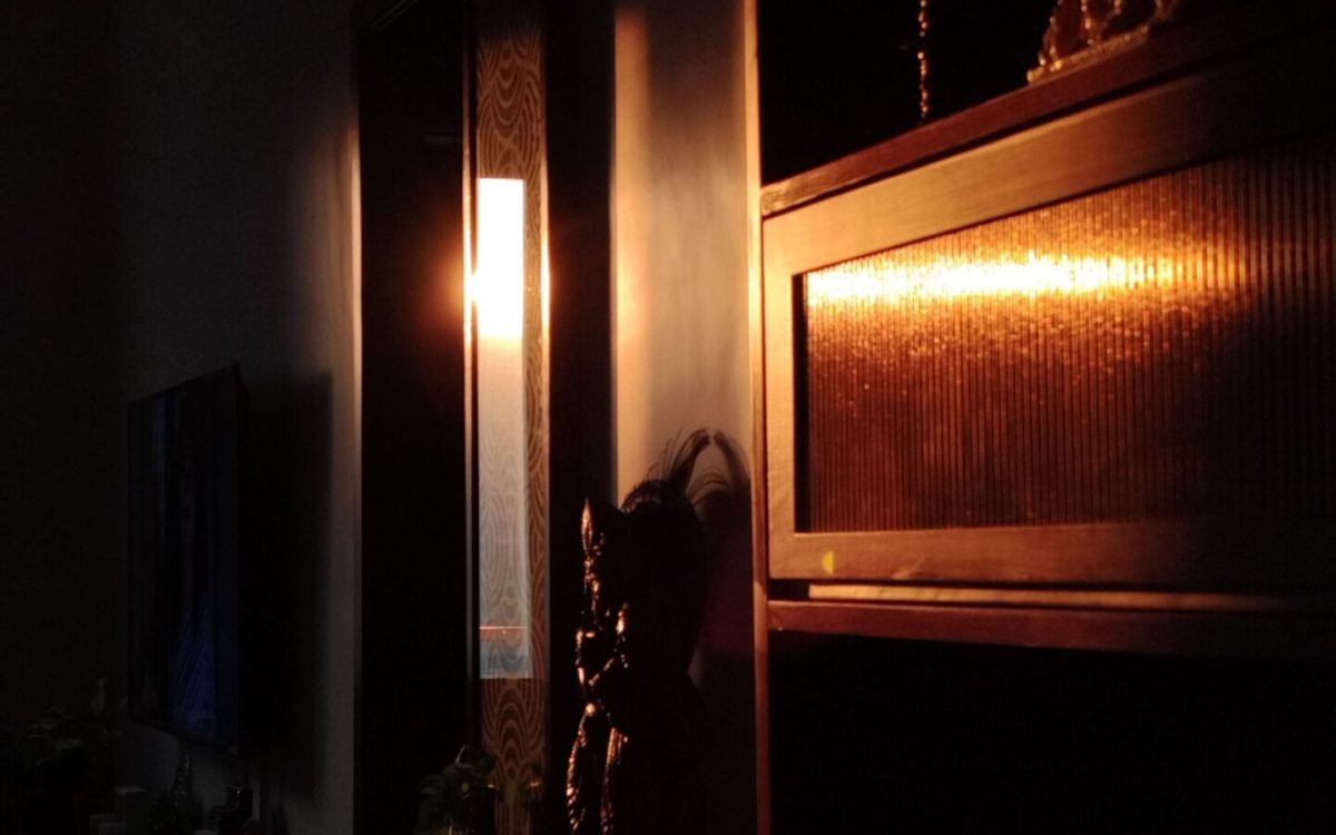 The moment when sun hit the glass, a perfect reflection.